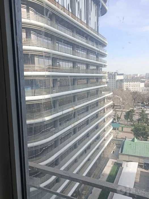 ЖК Zarafshan City 3 комнатная 120м2 улица Бабура Пирамит тавер ор-р !!
