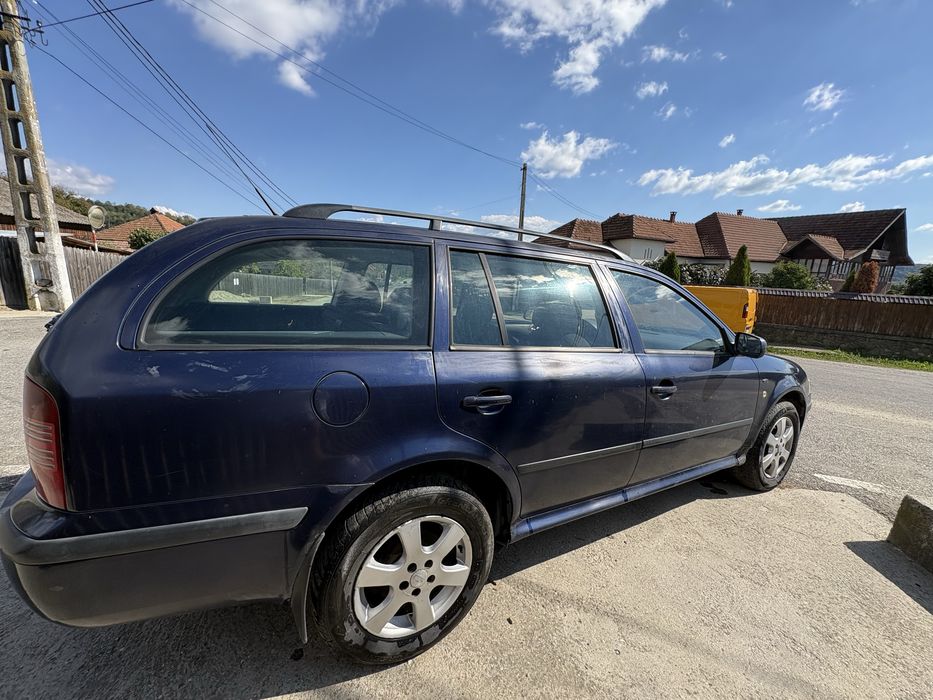 Skoda Octavia 1