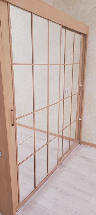 Продам срочно шкаф,  двери купе