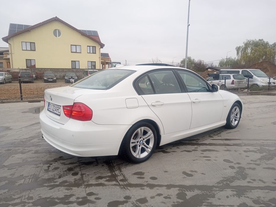 BMW 320D-E90-Facelift-Euro5-2010-Keyless entry/Keyless go/Extra Full