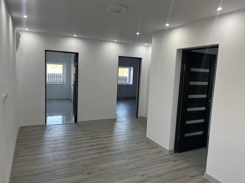 Casă finisată, 101mp, 3300mp teren, Beltiug, str. Principală.