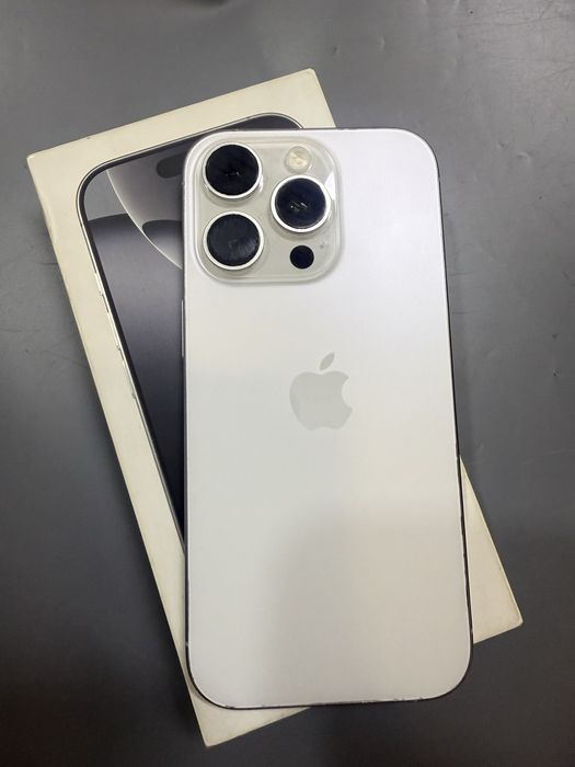 Apple iPhone 16 Pro (Город Семей,ул Валиханова 100/1)ЛОТ:103/1009