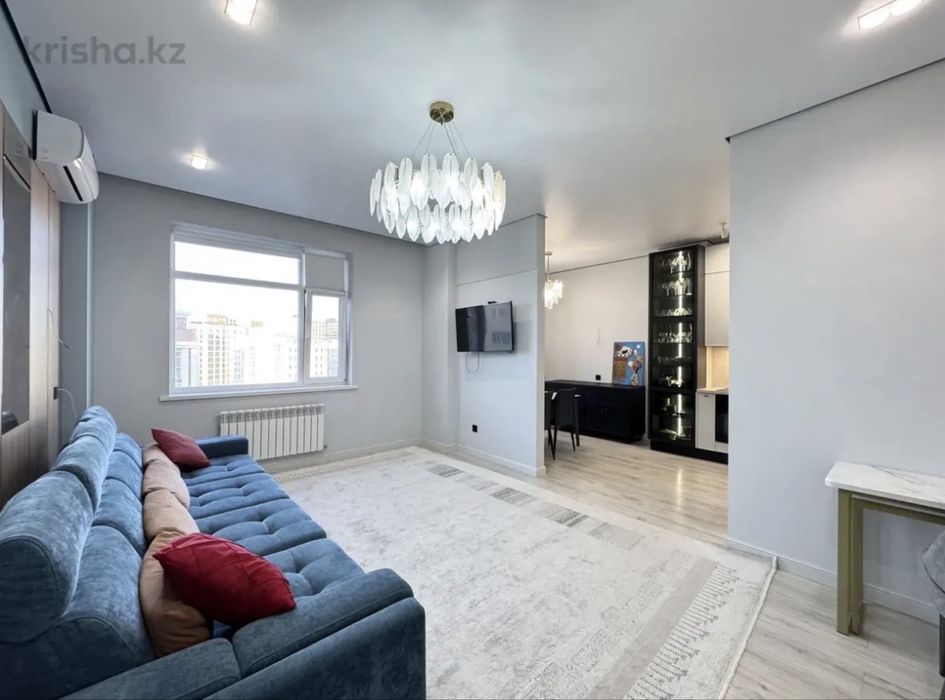 Продам 4 комн в центре столицы