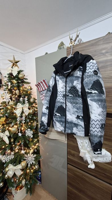 Geakă ski de firmă