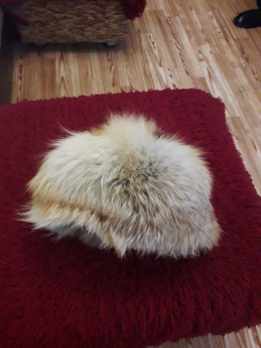 Дамска шапка от лисица