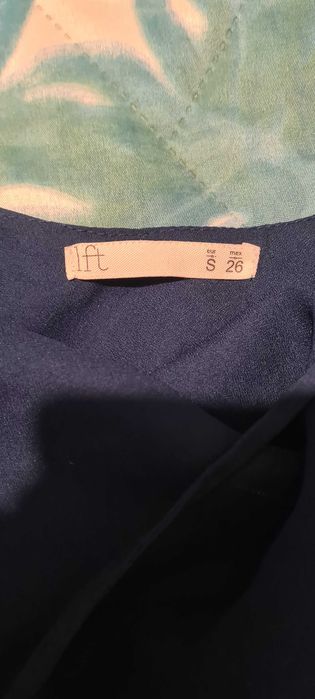 Продавам рокли за 5лв