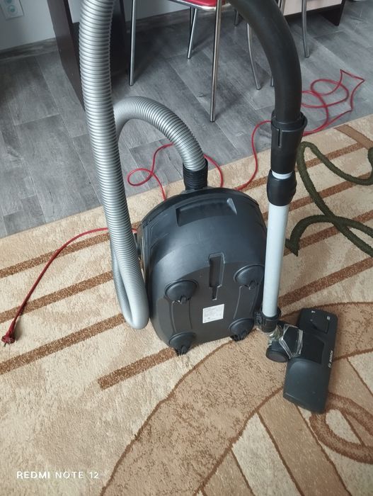 Пылесос Bosch мощный