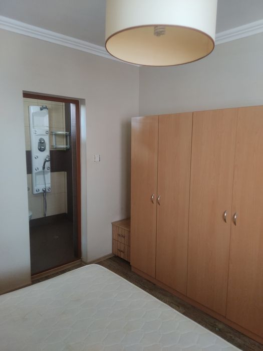 Дава се под наем Тристаен апартамент в Пловдив, Прослав - 100 кв.м за 382.5 € - Снимка #3