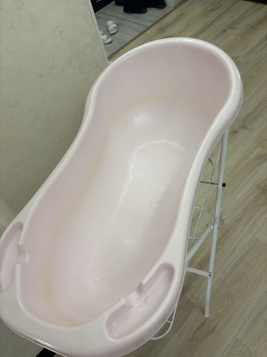 Ванна с подставкой детская