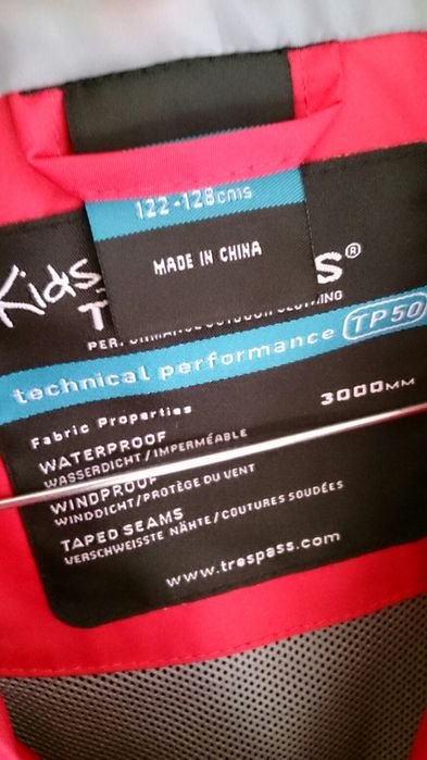 Geaca copil,discuri vinil,pahare,farfurii Bavaria,protectie pt.genuchi