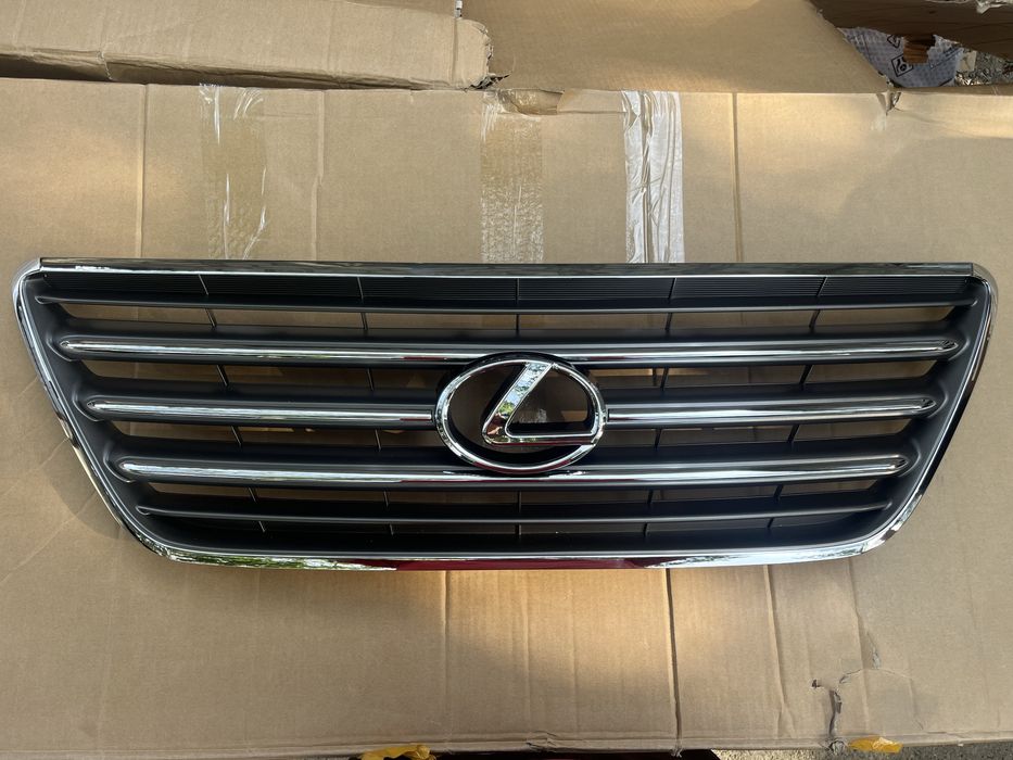 Решетка радиатора Lexus GX 470