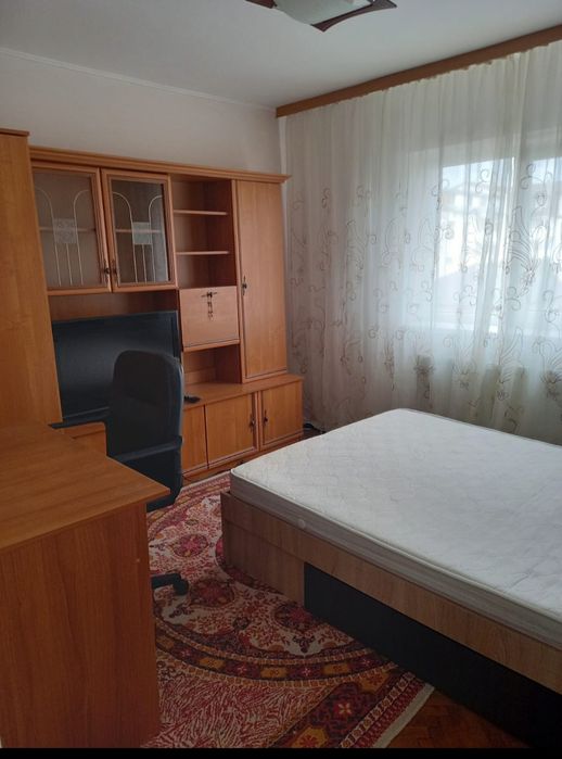 Apartament  2 camere decomandat