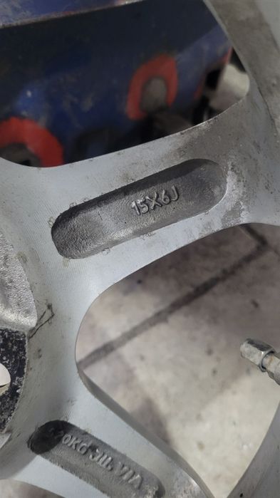 Продам диски с резиной R15 5x114.3