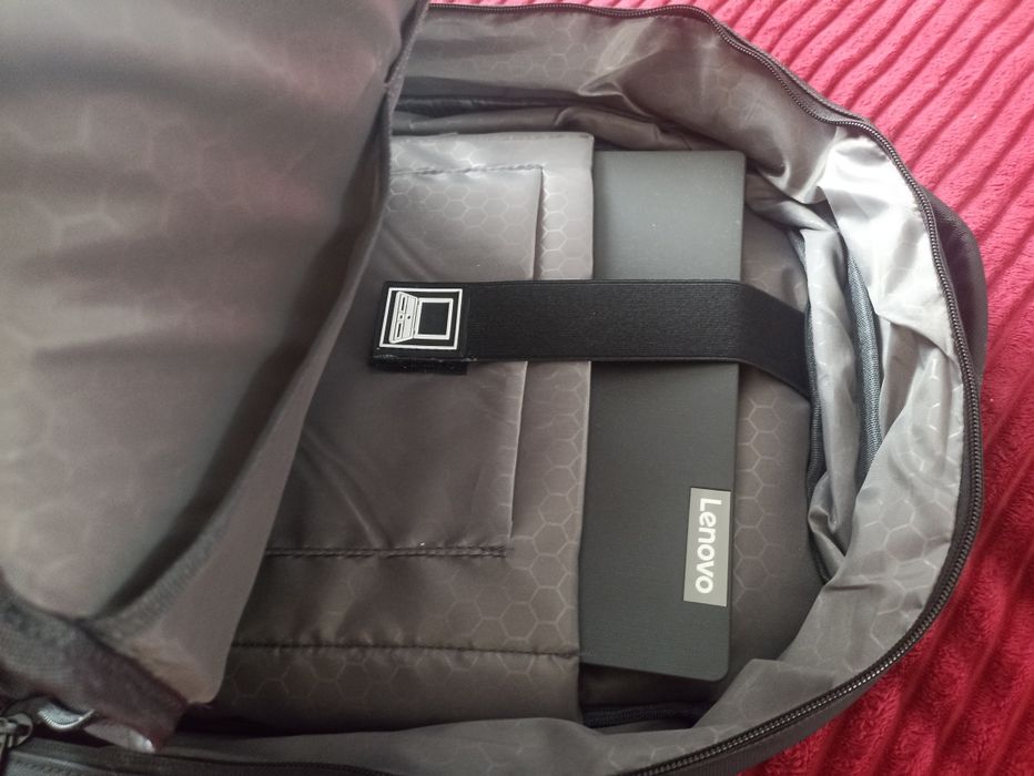 ноутбук Леново v15ada