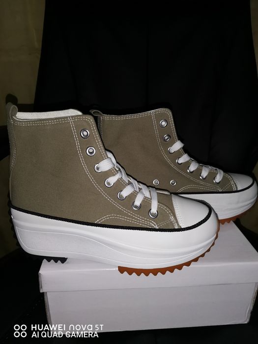 Дамски кецове Astoria