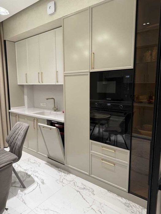 Срочная Цена ! Продается 2 Комнатная Квартира На ЖК Саламатина!