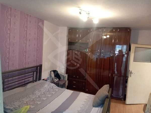 Двустаен - Славейков