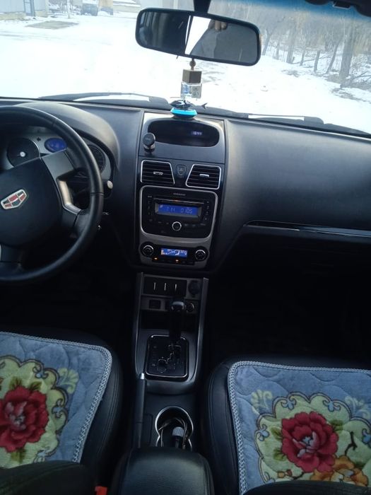 Geely emengrand 2013 1.8 автамат