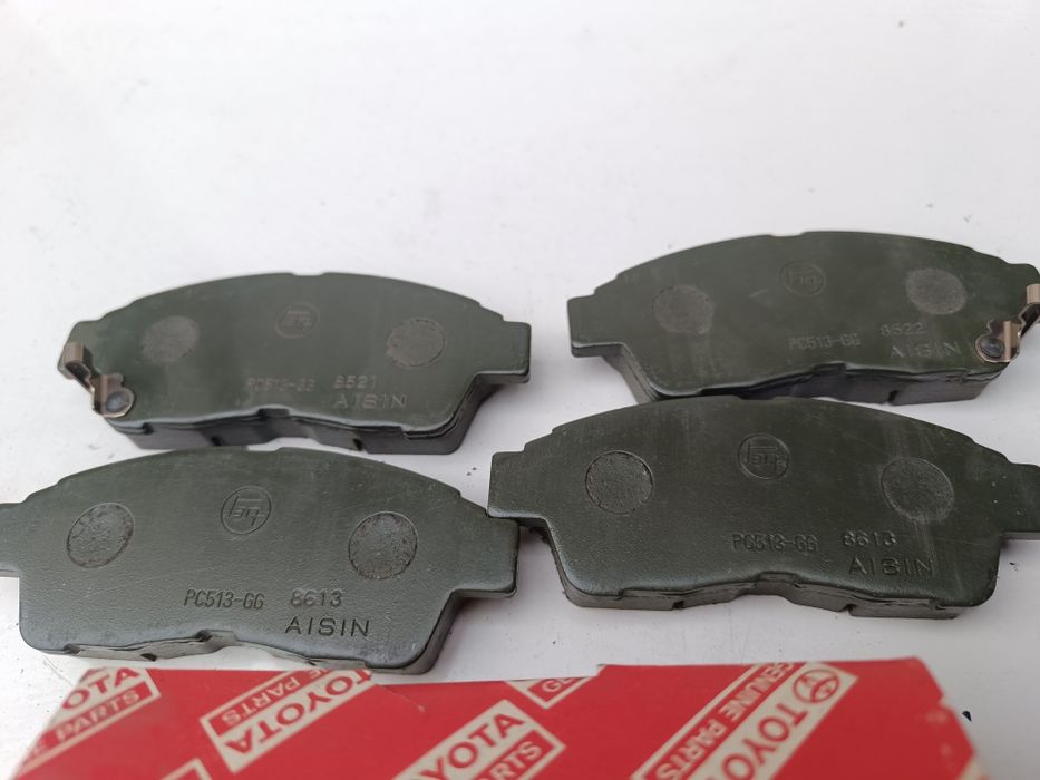 Колодки передние Toyota
