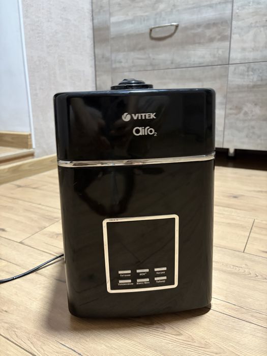 Увлажнитель воздуха VITEK Airo2 (на запчасти / под восстановление)