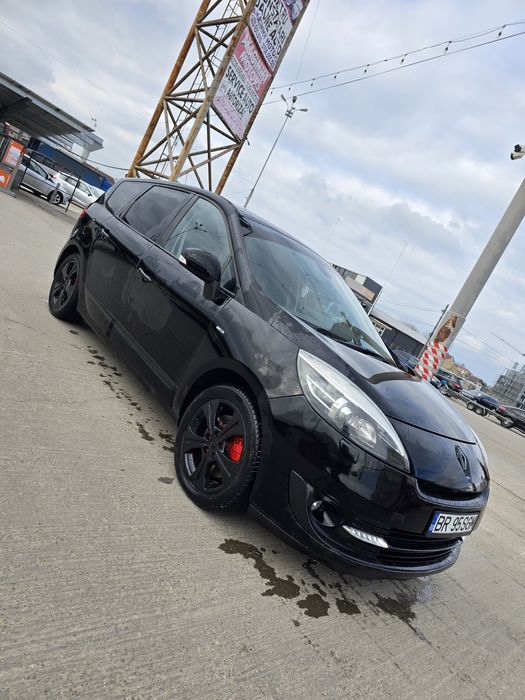 Renault Grand Scenic 3 Facelift 2012 Bose Automat, Panoramic Piele Motor 2.0 150 cai,acte valabile
Renault Grand Scenic 3
FACELIFT din anul 2012, mode