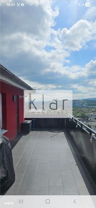 Apartament 3 camere zona Petrom cu terasa generoasa