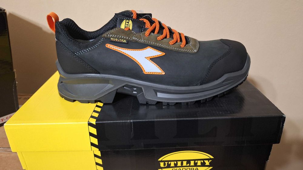 Ниски работни обувки Диадора 42 номер