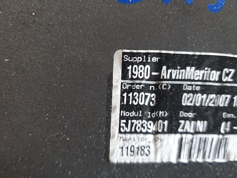 Macara manuala geam stanga spate skoda roomster 5j 5j7839401