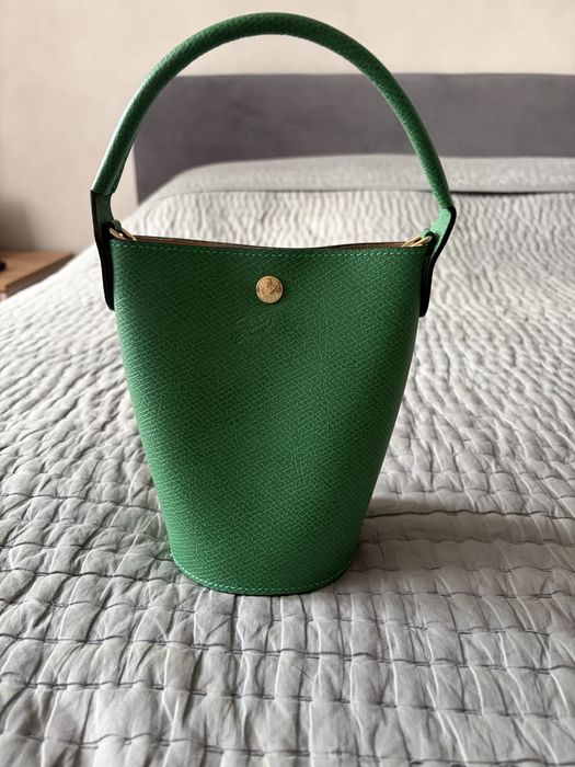 Продам женскую сумку через плечо Longcham