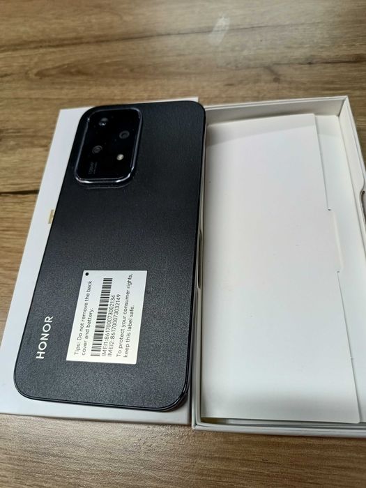 Смартфон Honor 200 Lite