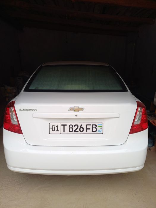 Продаётся LACETTI