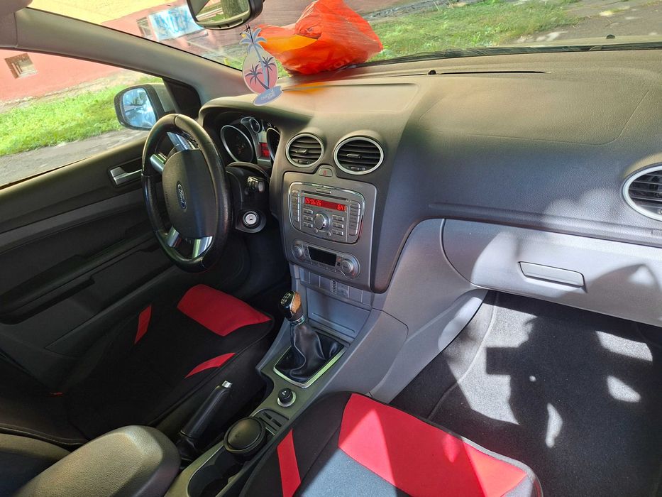 FORD Focus 2008 — imagine 5