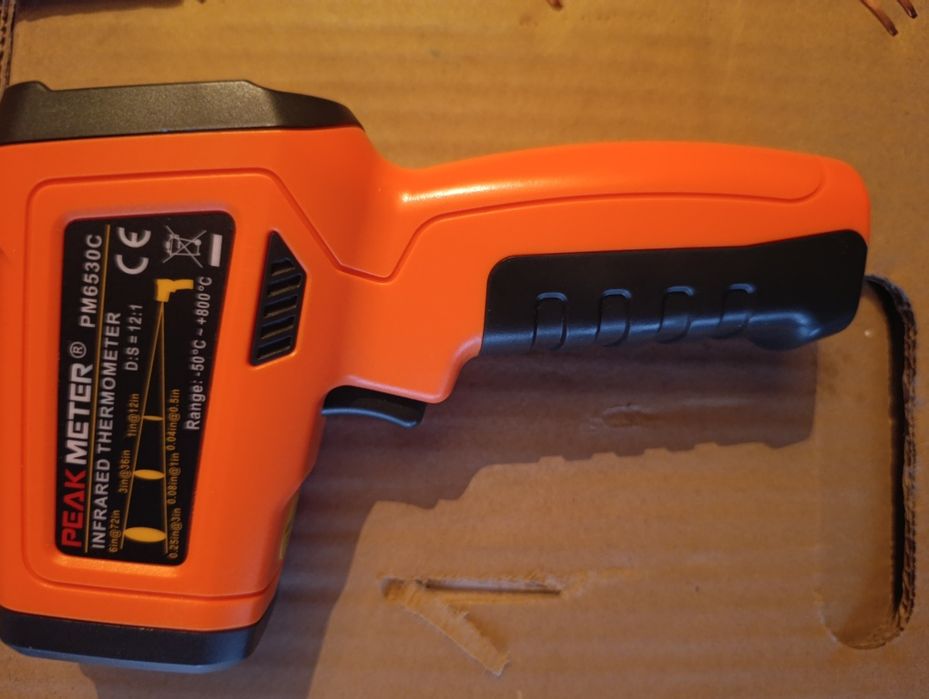 Лазерен термометър