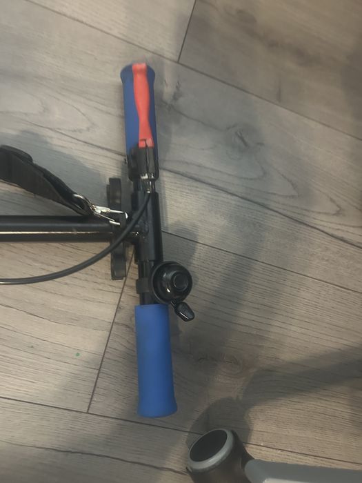 Oxelo Mid 5 second hand, pliabil, foarte bun pentru oraș