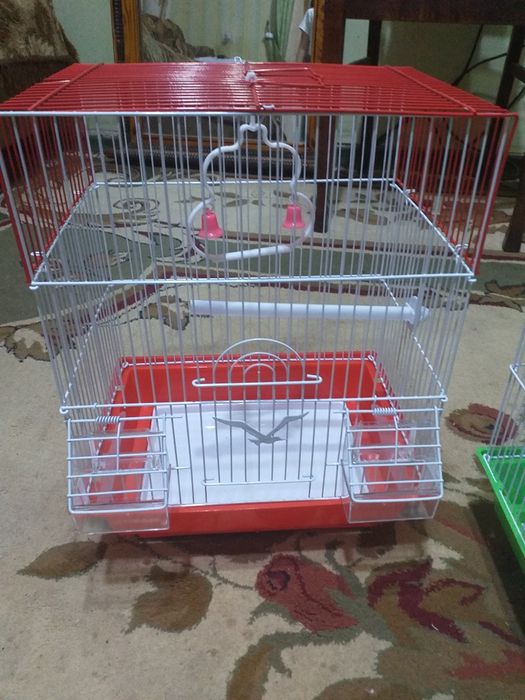 Клетки для попугаев