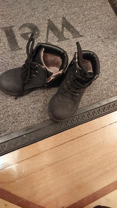 Продаю обувь тёплая