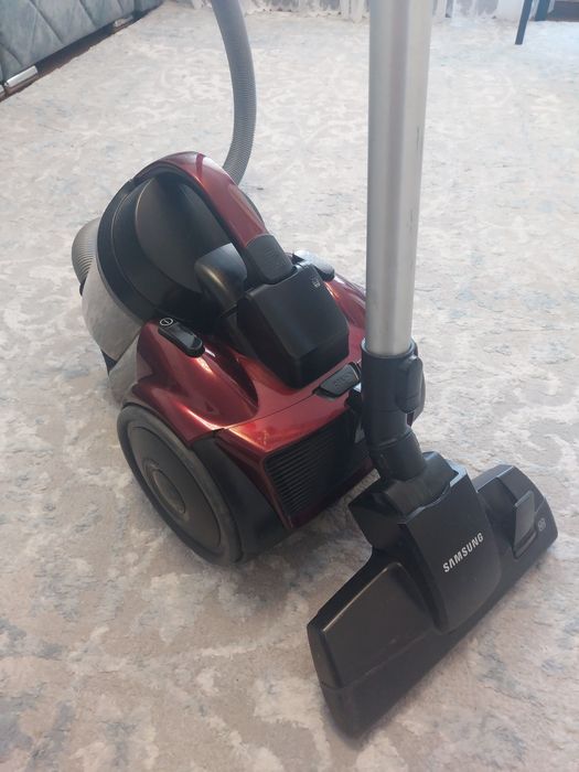 Продам пылесос Samsung