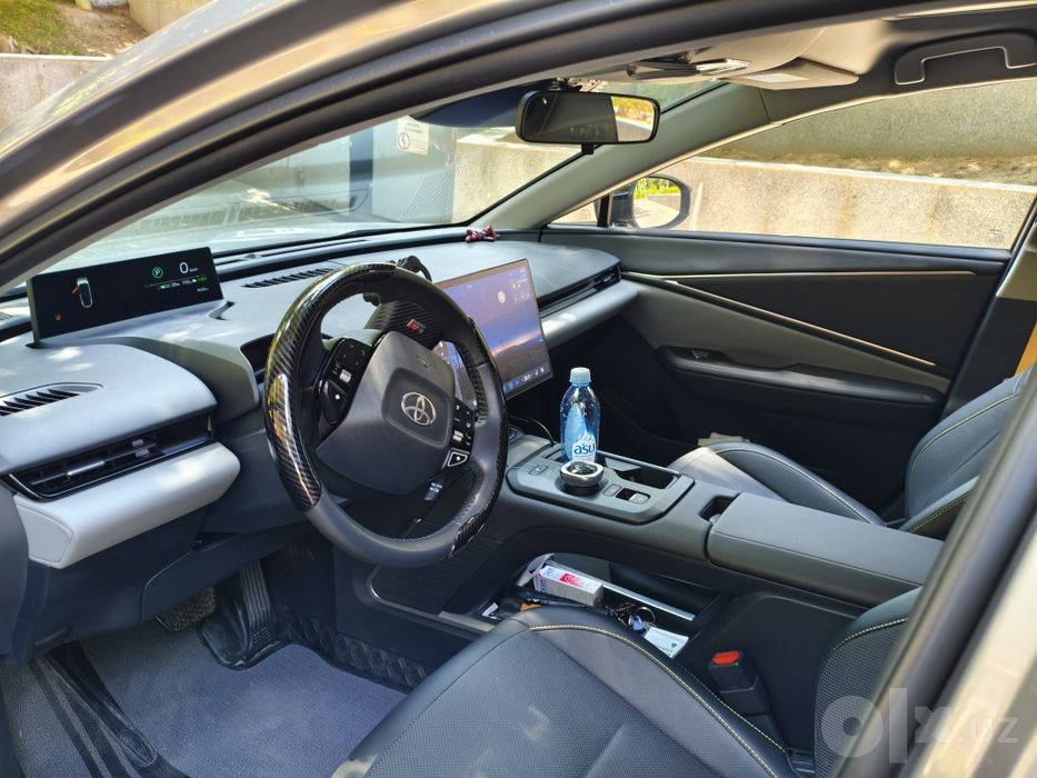 Toyota bz 5 Pro plus
год выпуска 2025
эксплуатация с 2026
пробег 9000