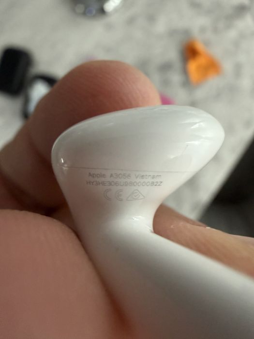 Airpods 4 cu ANC casca stanga - A3056