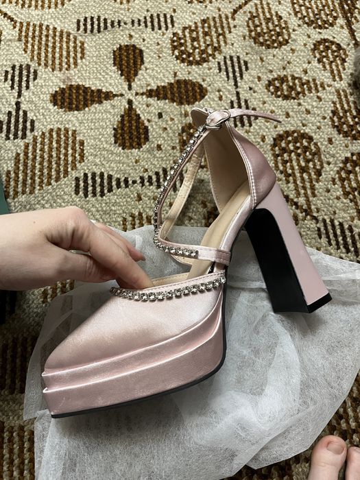 Каблук розовый цвет