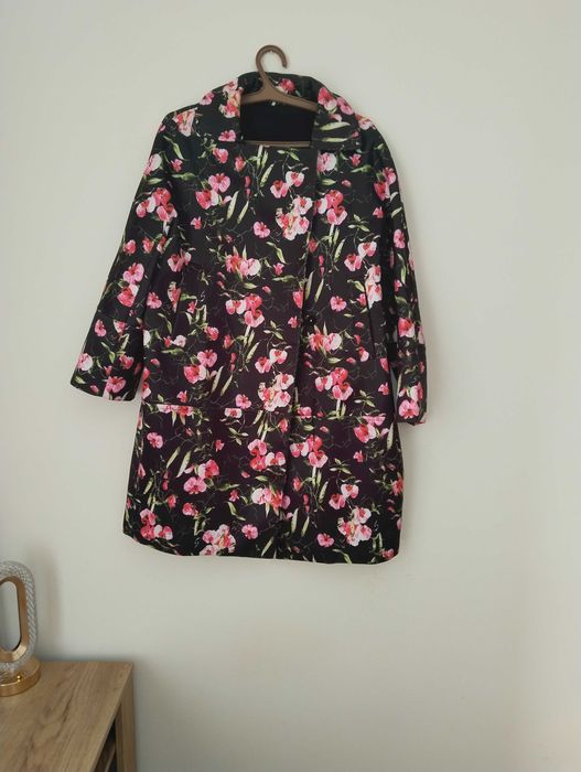 Плащ осенне -весеннии