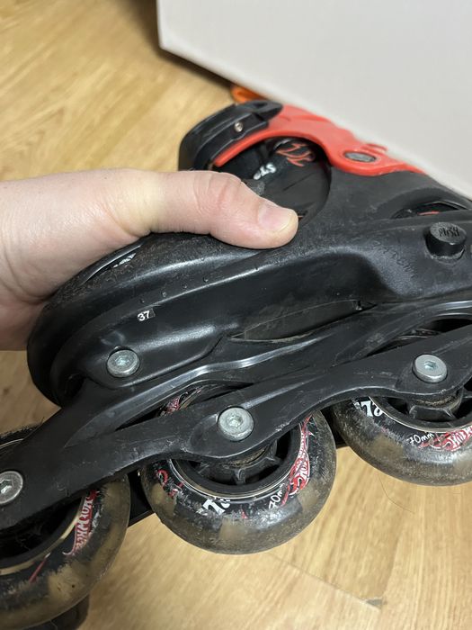 Role Wot Wheels reglabile marimea 37-41
