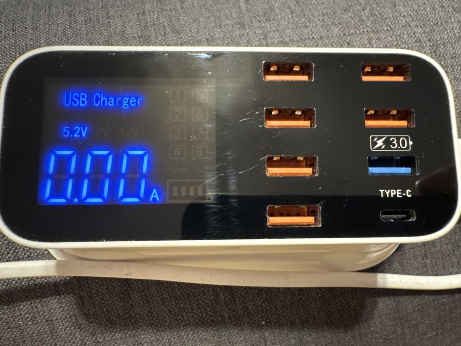 Statie de incarcare rapida, Zola®, pana la 8 dispozitive, 40W, 240V, 14x7.5x5 cm, alba