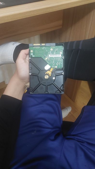 Hard disk drive (HDD) 1Tb 8Mb cache