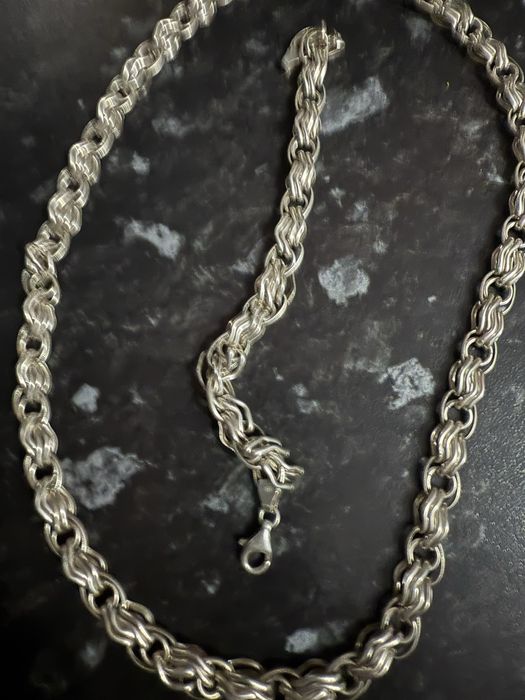 Сребърен ланец и гривна