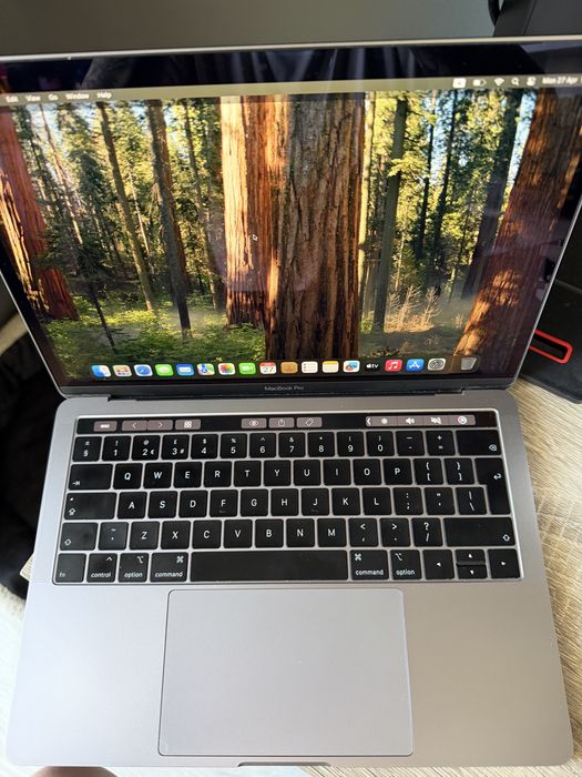 MacBook Pro 13” 2019 – Много добро състояние