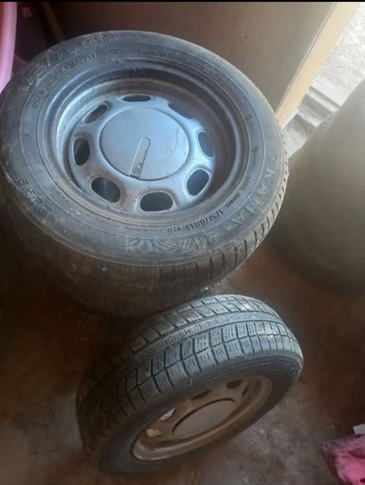 Срочно продам летние покрышка