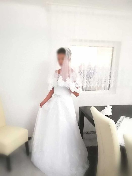 Rochie de mireasă superbă Mărimea L (42) – Predare personală Medgidia
