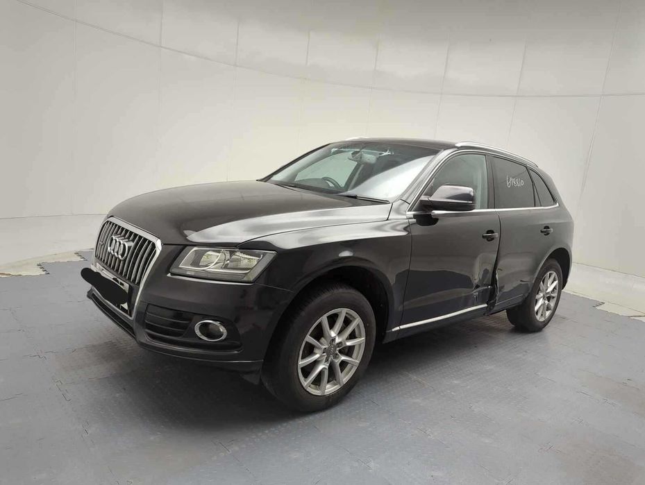 Dezmembrari dezmembrez Audi Q5 2.0 TDI cod motor CGL CJC