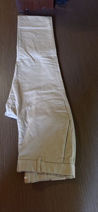 Pantaloni Mango slim fit